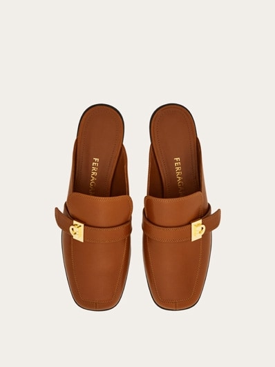 【関税込み】FERRAGAMO Giulye' mules Ferragamo 'giulye' mules available on julian-fashion.com