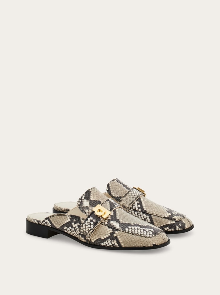 Hug buckle mule Gallery image 2