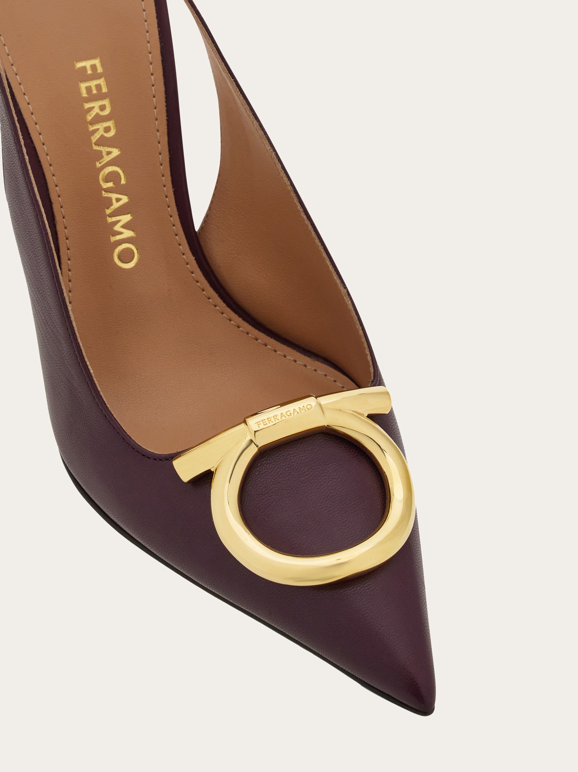 Salvatore Ferragamo☆ガンチーニパターン スリングバッグ Salvatore Ferragamo☆ガンチーニパターン スリングバッグ