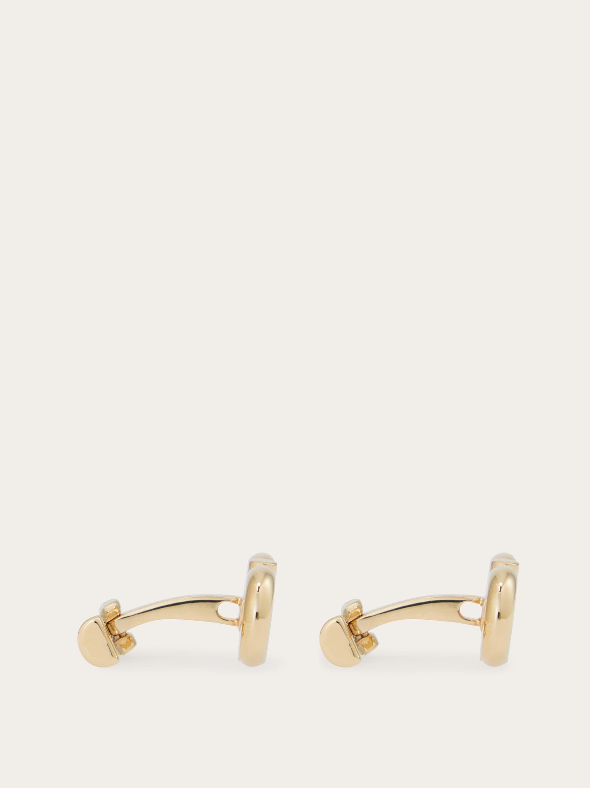 サルヴァトーレフェラガモ カフリンクス ゴールド サルヴァトーレフェラガモ カフリンクス ゴールド Branded