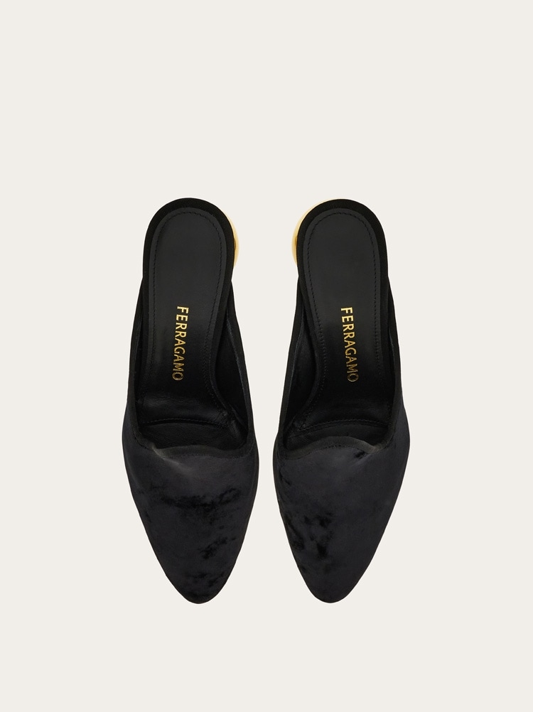 Ferragamo (8D) ミュール Loafer with Gancini ornament - Women | Ferragamo