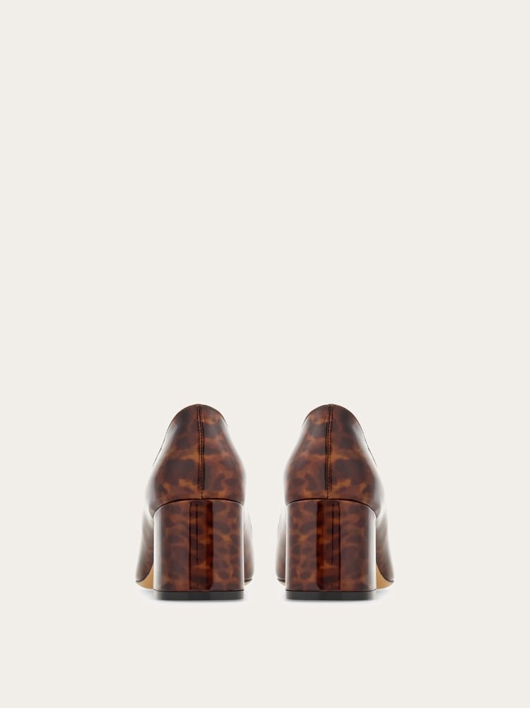 Gancini ornament pump Gallery image 5
