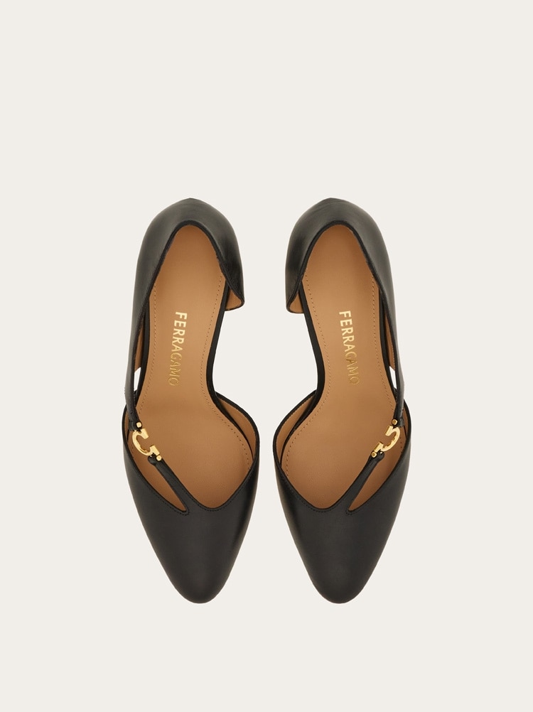 Zapatos de salón detalle Gancini Gallery image 3