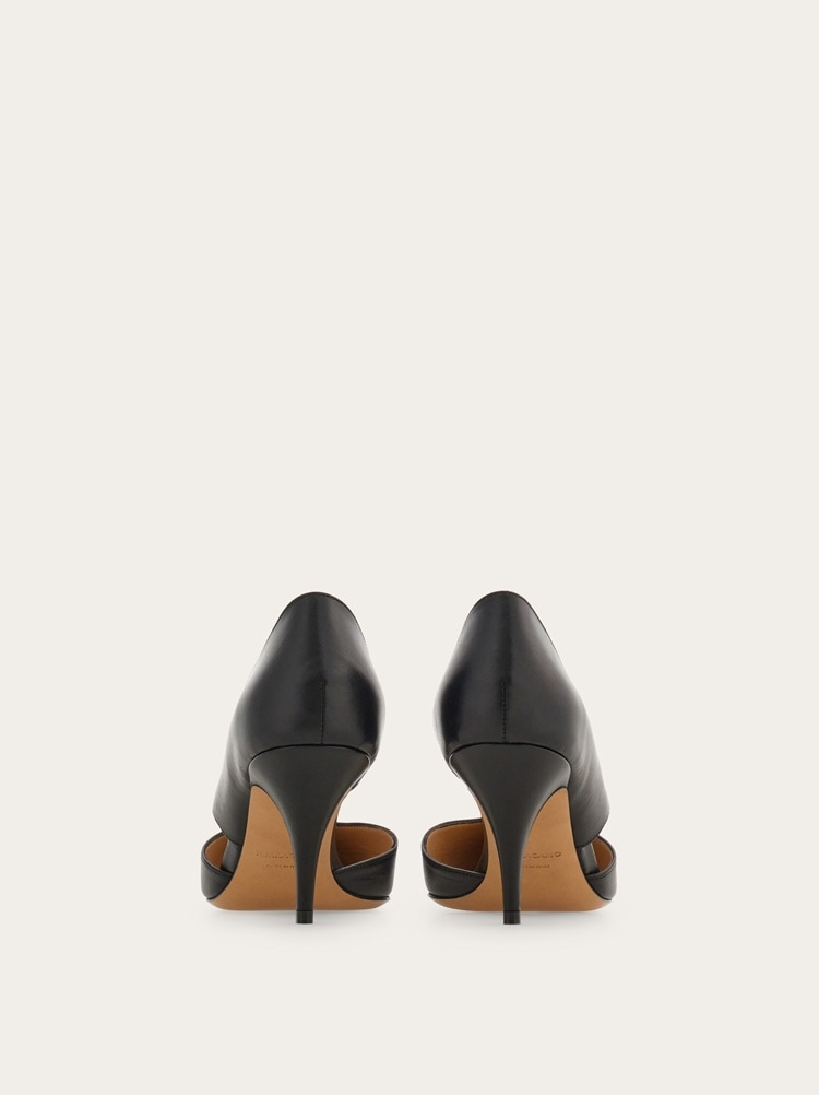 Zapatos de salón detalle Gancini Gallery image 5