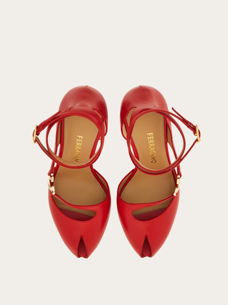 Peep toe con detalle Gancini Gallery image 3