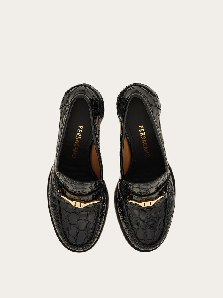 F buckle heeled loafer Gallery image 3