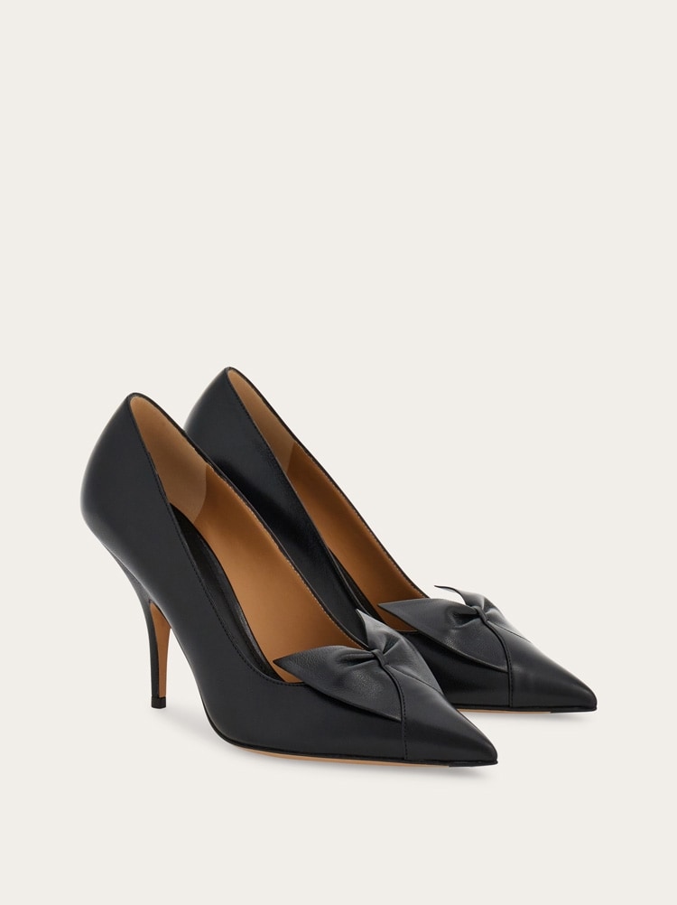 Soft bow pump Gallery image 2