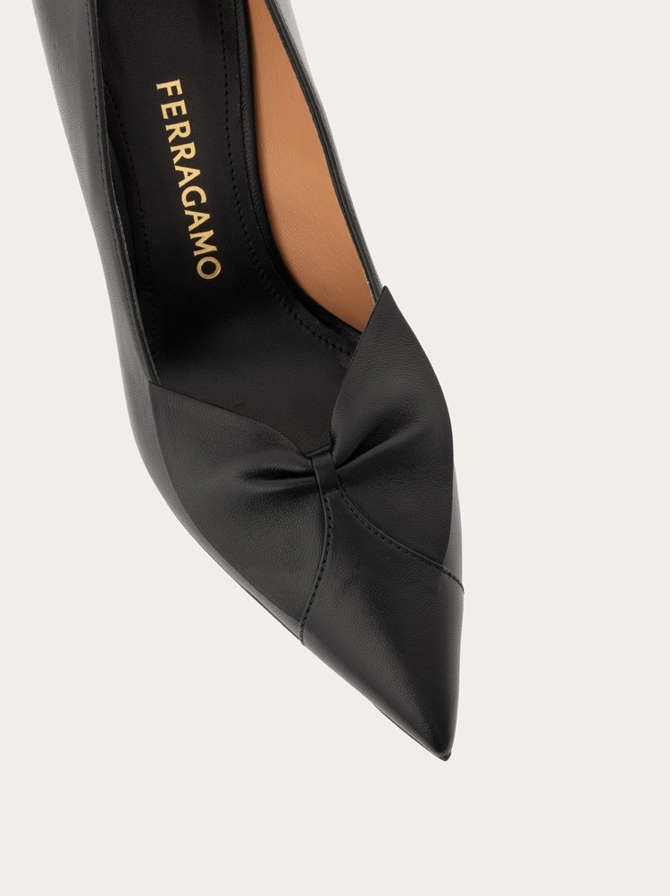 Soft bow pump Gallery image 5