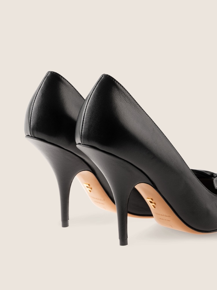 Soft bow pump Gallery image 7