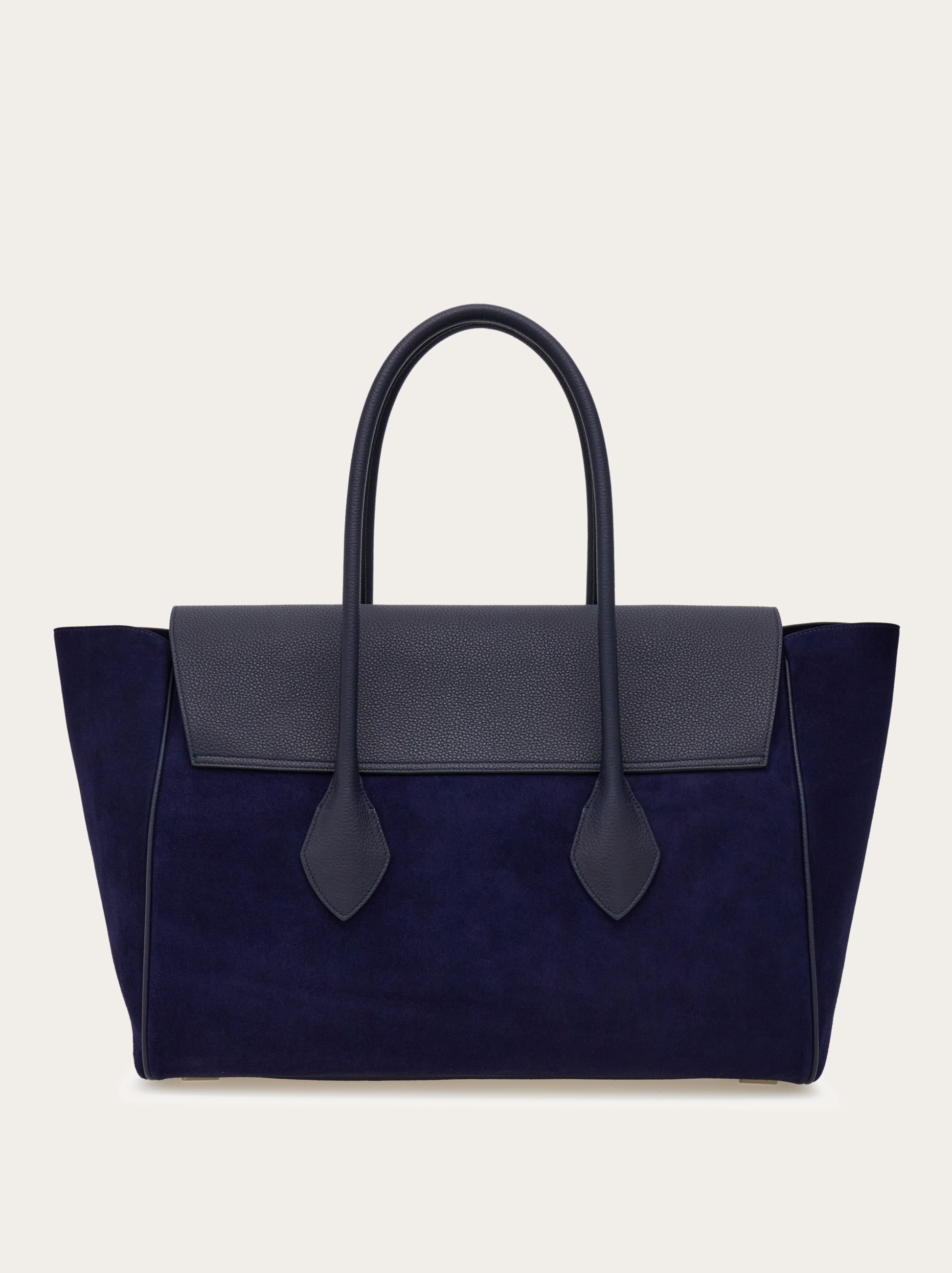 [Salvatore Ferragamo]East-West トートバッグ (M) East-West tote bag (M) - Women | Ferragamo