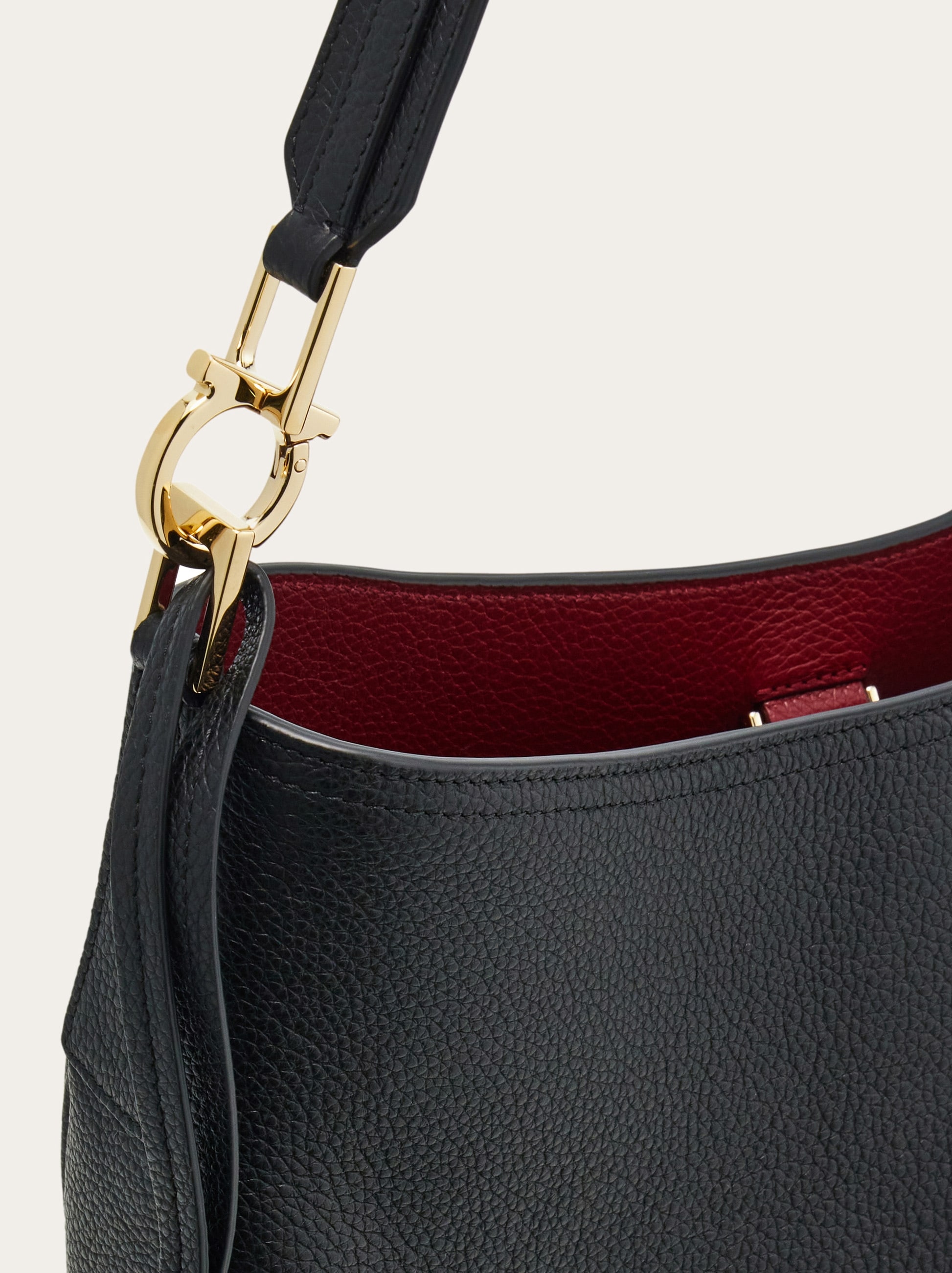 【Ferragamo】オリガミ ホーボーバッグ SA7344AW01278_4_l.jpg