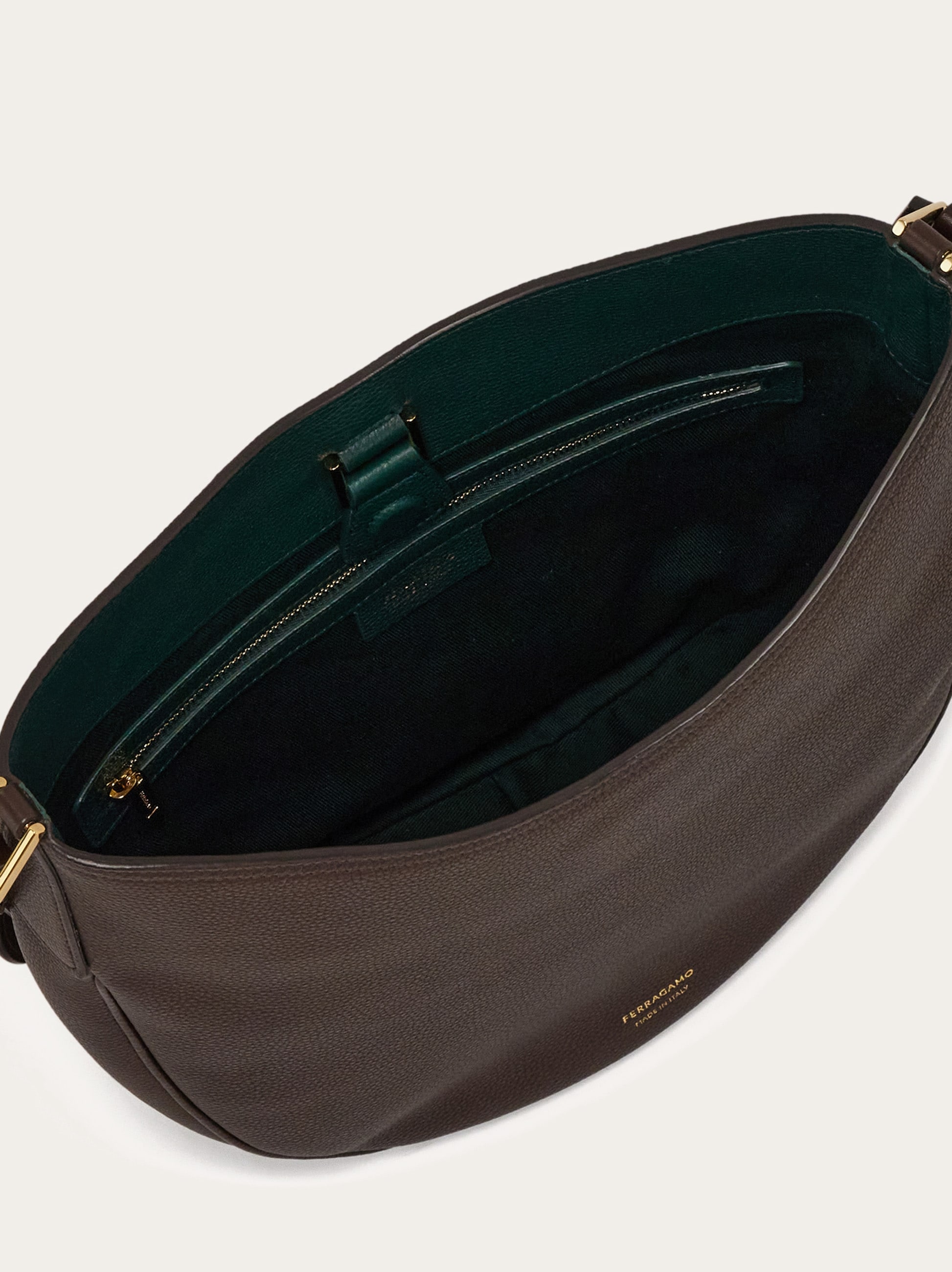 Hobo bag (M) - Women | Ferragamo