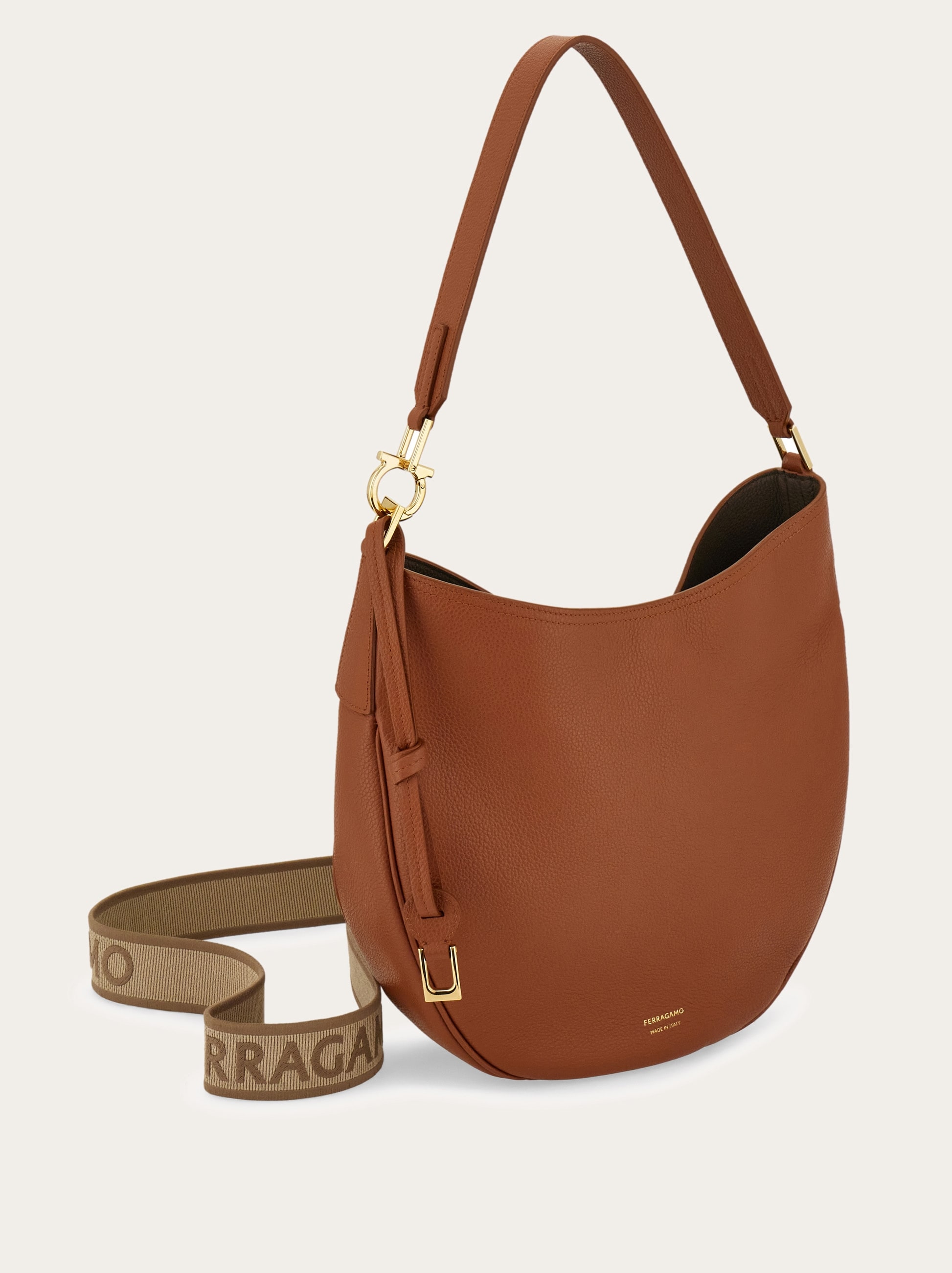 Hobo bag (M) - Women | Ferragamo