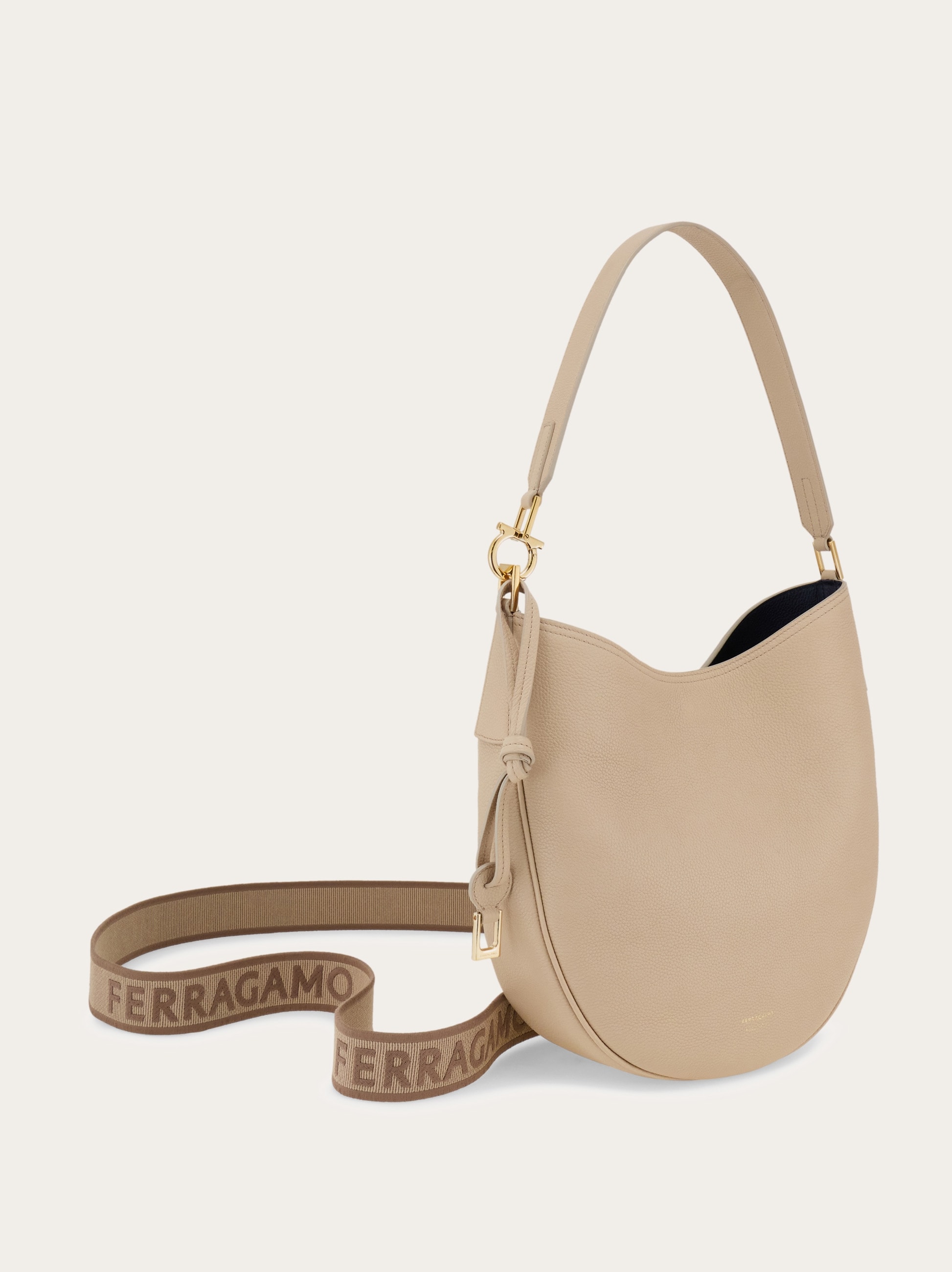 ferragamo フェラガモ ワンショルダーバッグ ホーボーバッグ HOBO ホーボーバッグ(L) - ウィメンズ | Ferragamo