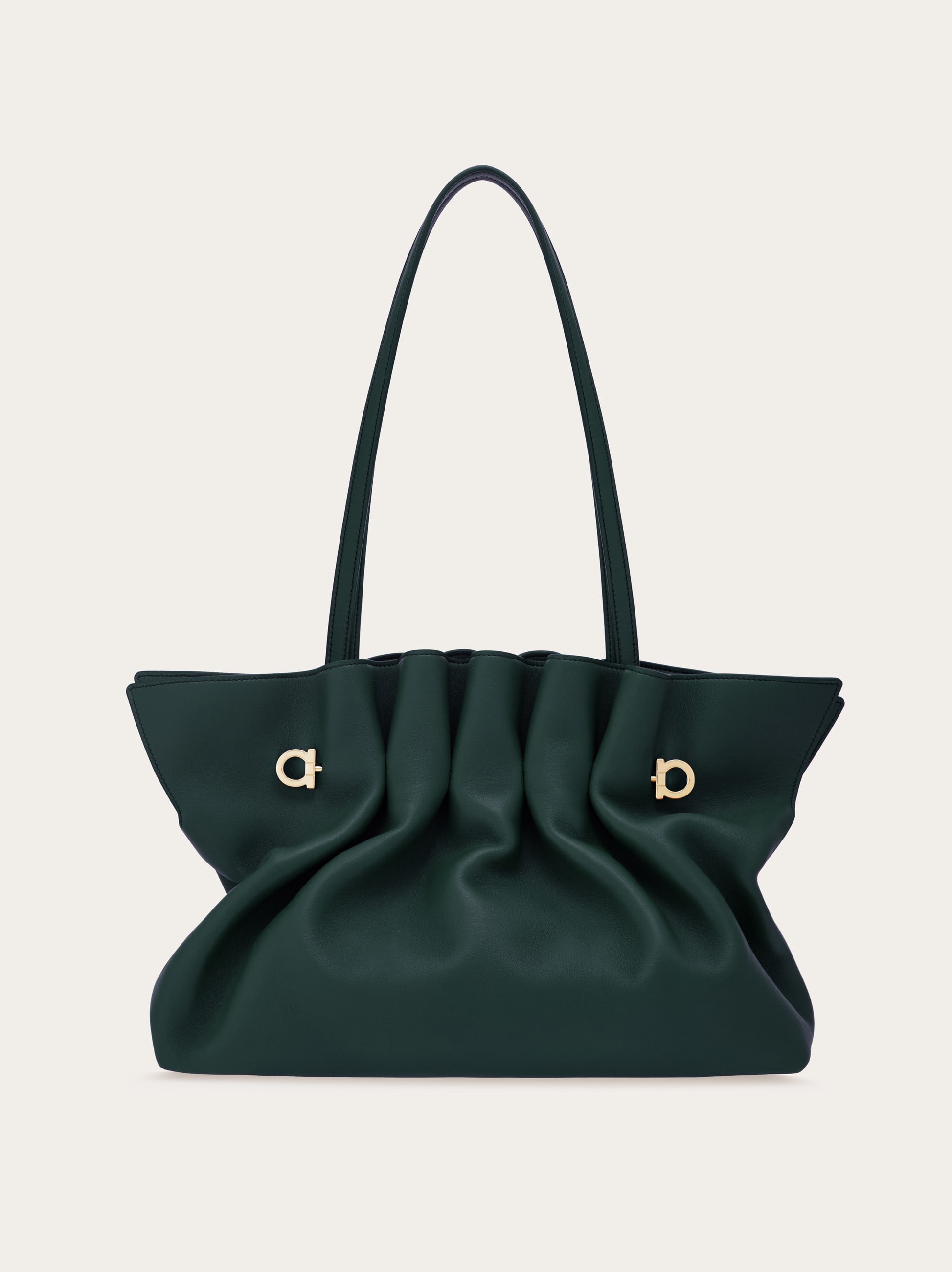 ショルダーバッグ・ポシェット FERRAGAMO SH DUMP S\nShoulder Bag\n27,0x11,0x18,0 Hug soft crossbody bag (XS) - Women | Ferragamo
