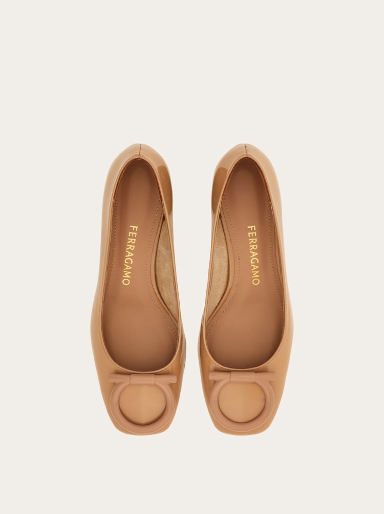 맥시 간치니 펌프스 Gallery image 3