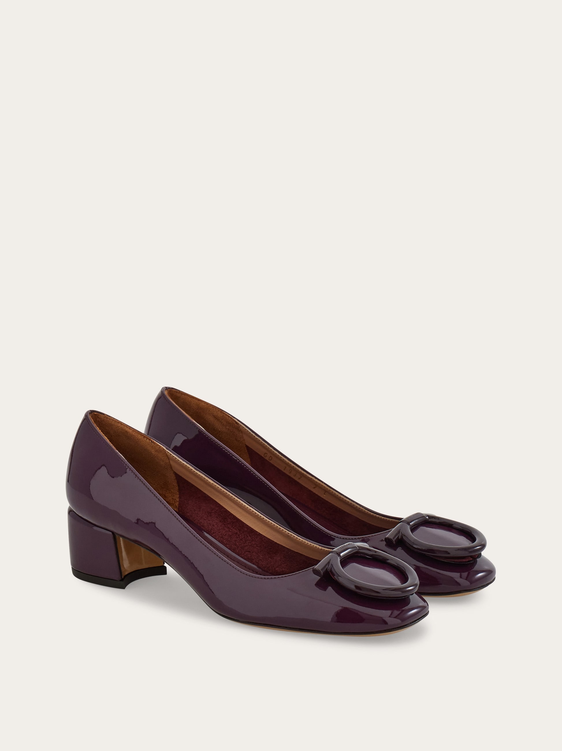 Maxi Gancini pump - Women | Ferragamo