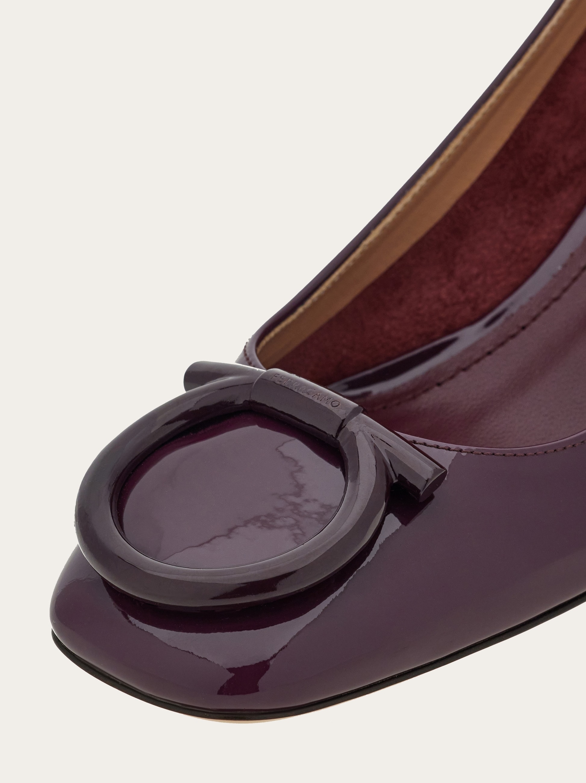 Maxi Gancini pump - Women | Ferragamo