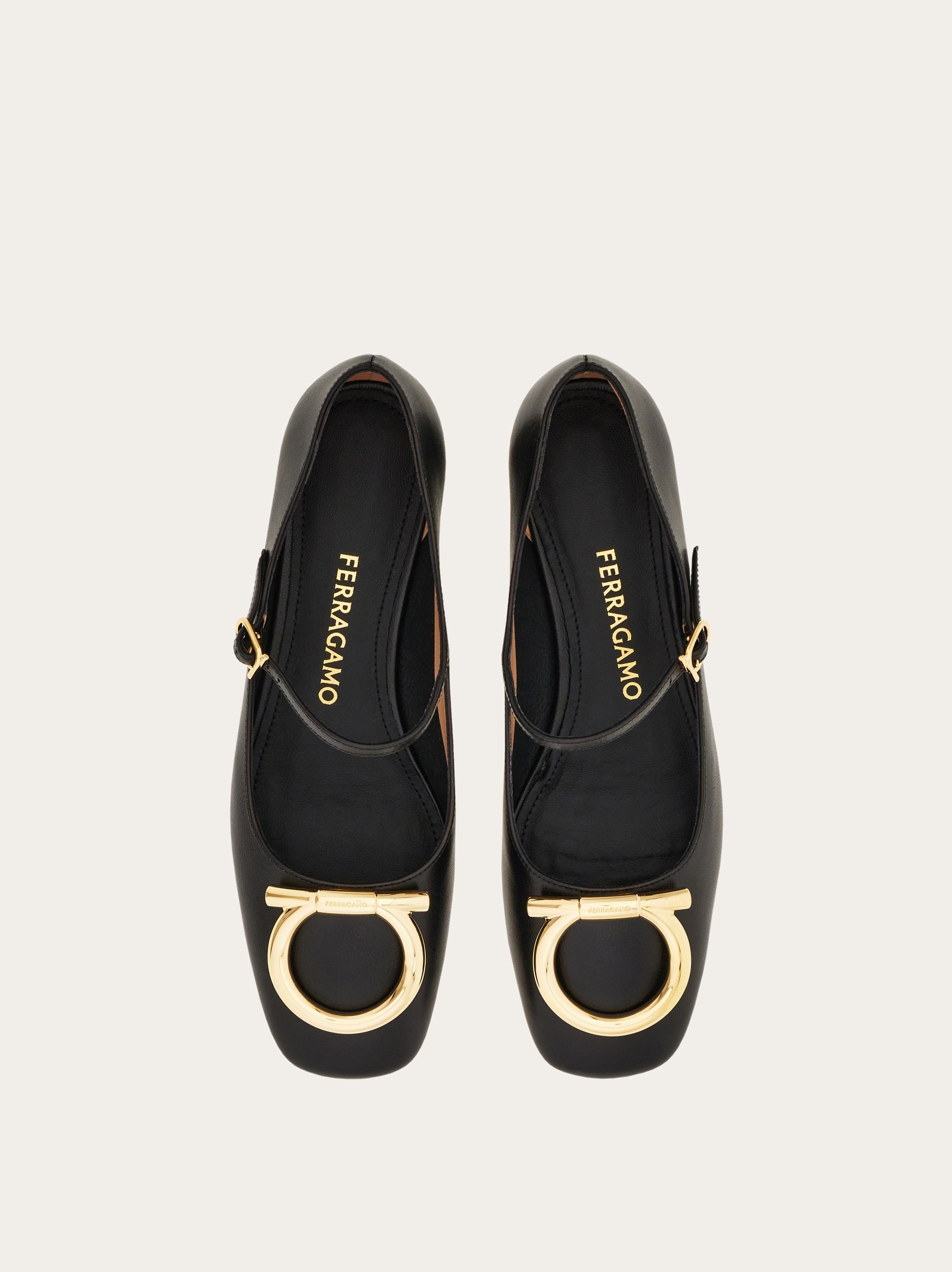 【未使用級】Salvatore Ferragamo ガンチーニ厚底 シューズ 未使用級】Salvatore Ferragamo ガンチーニ厚底 シューズ