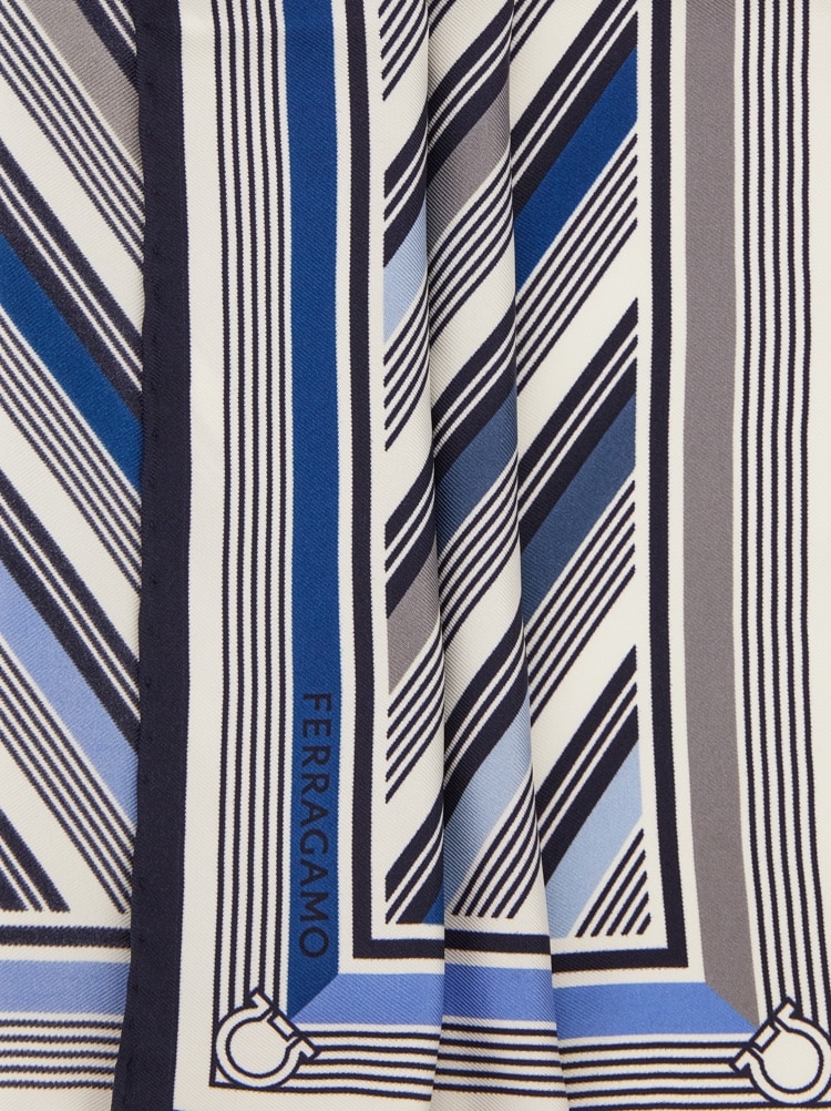 Pocket square Gallery image 2