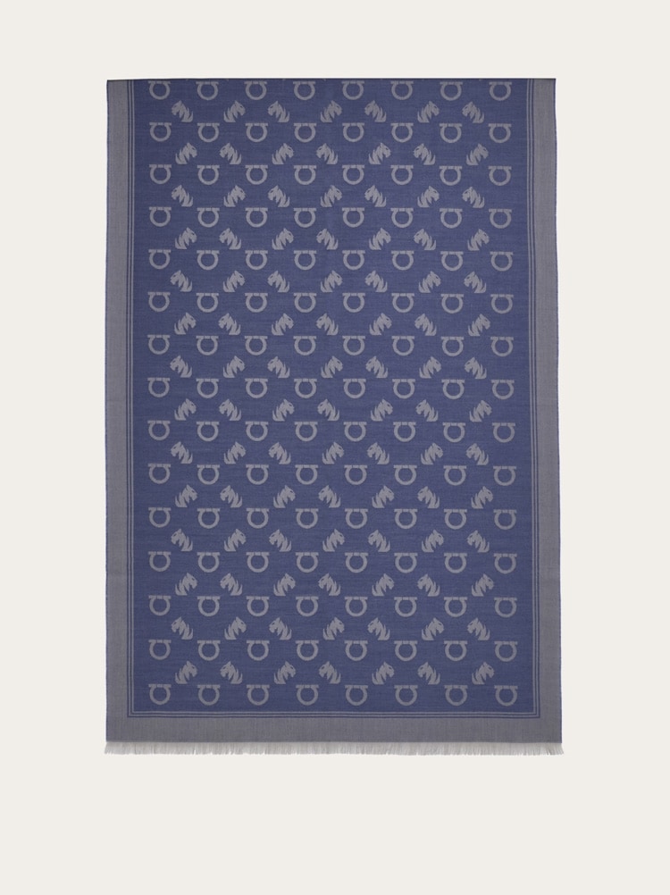 Jacquard stole with feline motif Gallery image 4