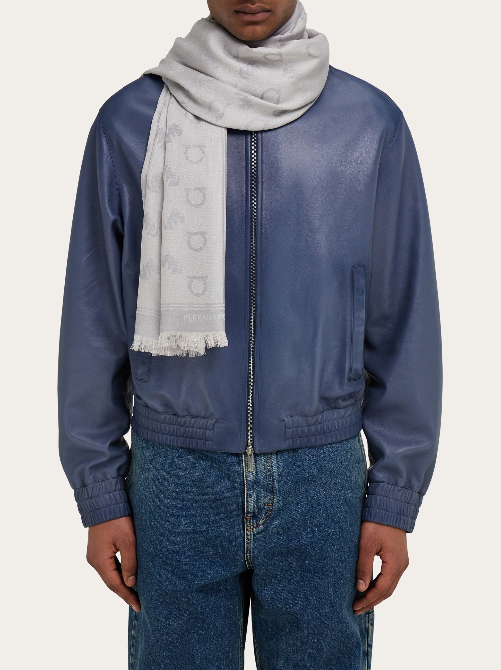 Ferragamo 超美品紳士ストール（silk100%） muffler-wrap-pt3.jpg