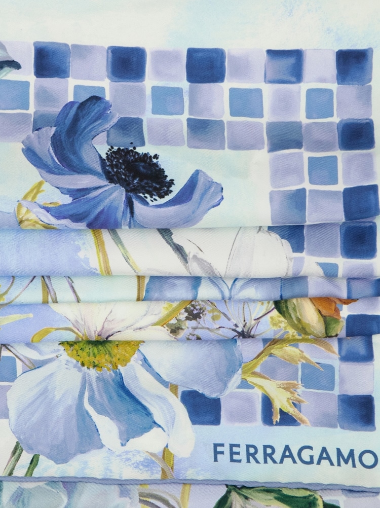 Foulard in seta stampa Fiori Gallery image 2