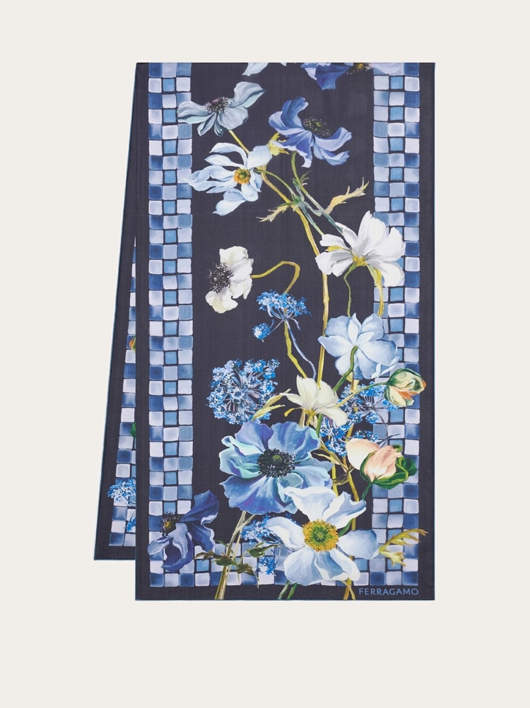 [新品]フェラガモ　ストール 776056_02_cart_r20.jpg