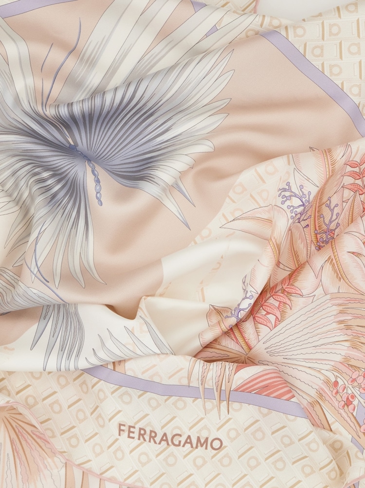 シルクスカーフ Gallery image 2