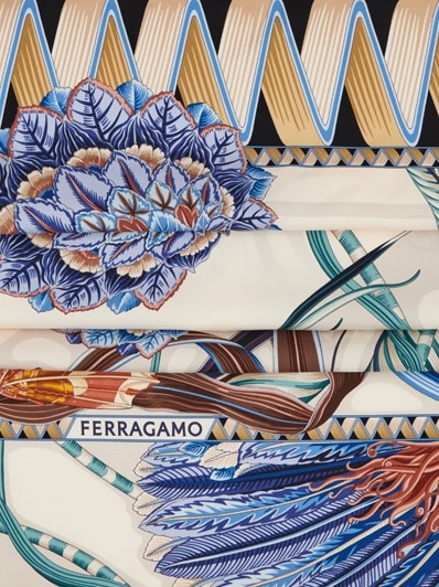 スカーフ FERRAGAMO FW25 Bandeau 'Giada' print (785362 ROSAGIALLO) Giada print silk mini bandeau - Women | Ferragamo