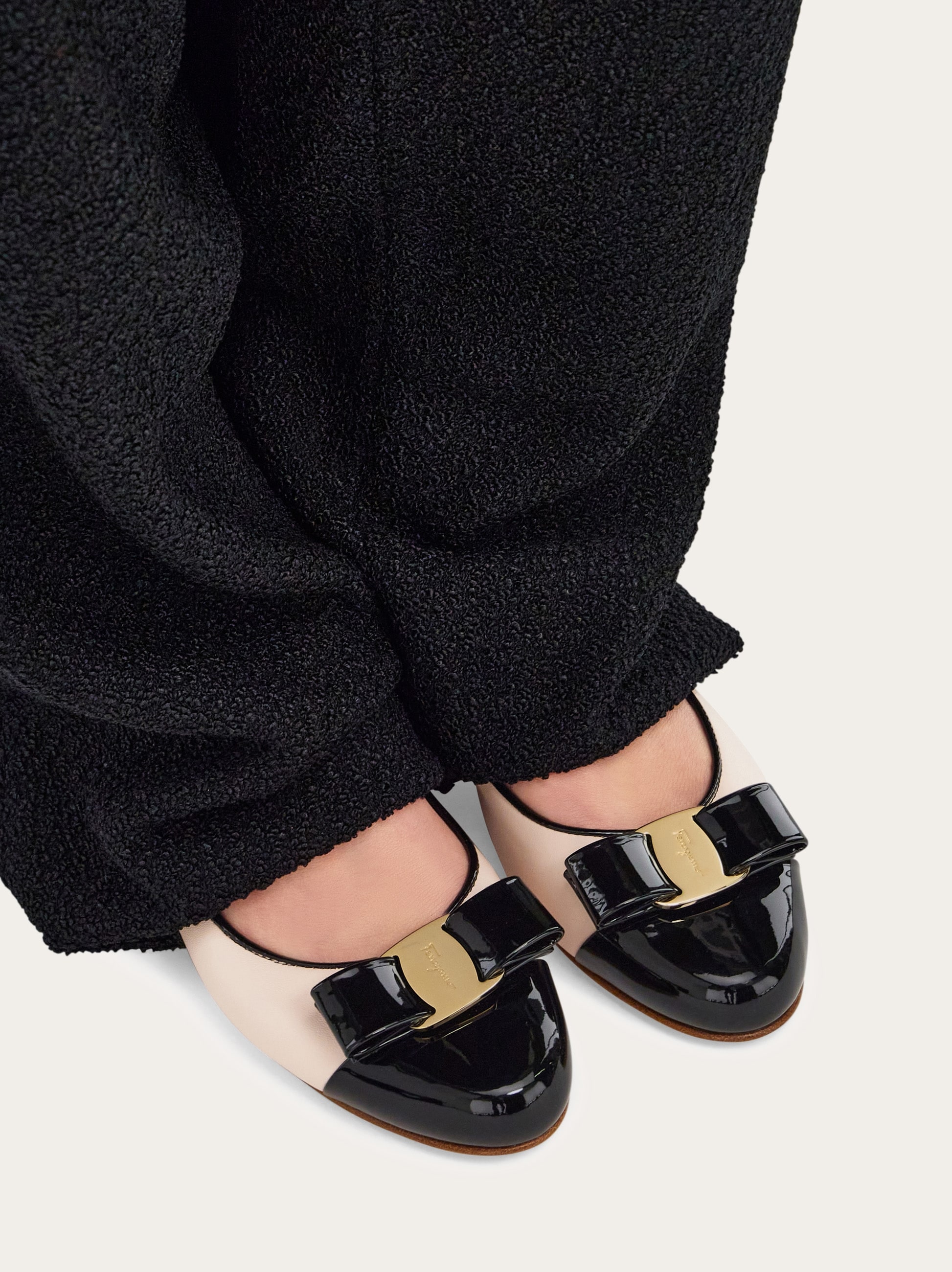 Varina bicolor ballet flat - Women | Ferragamo