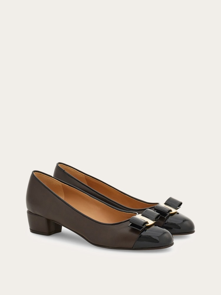 Vara Pumps Gallery image 2