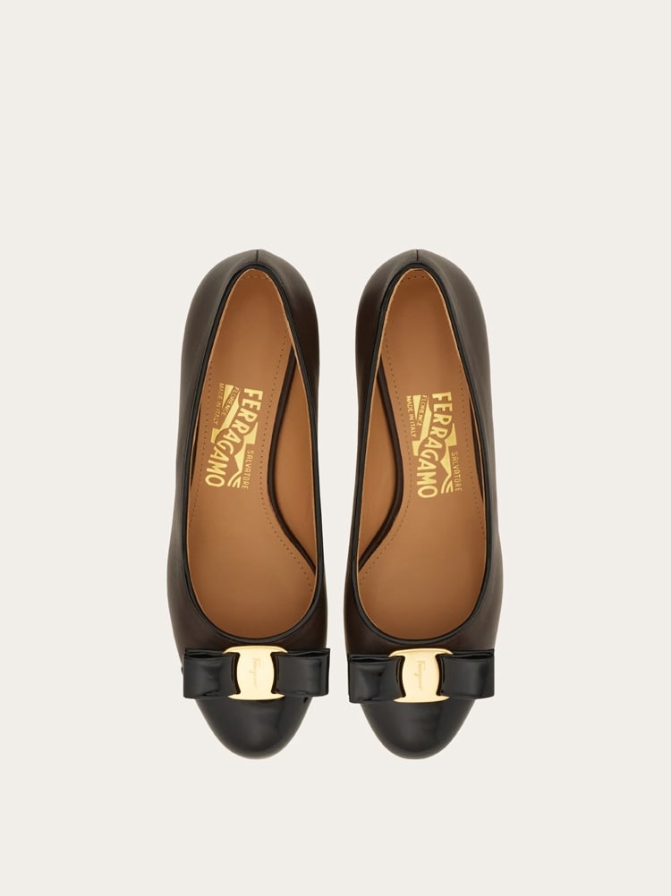 Vara Pumps Gallery image 3