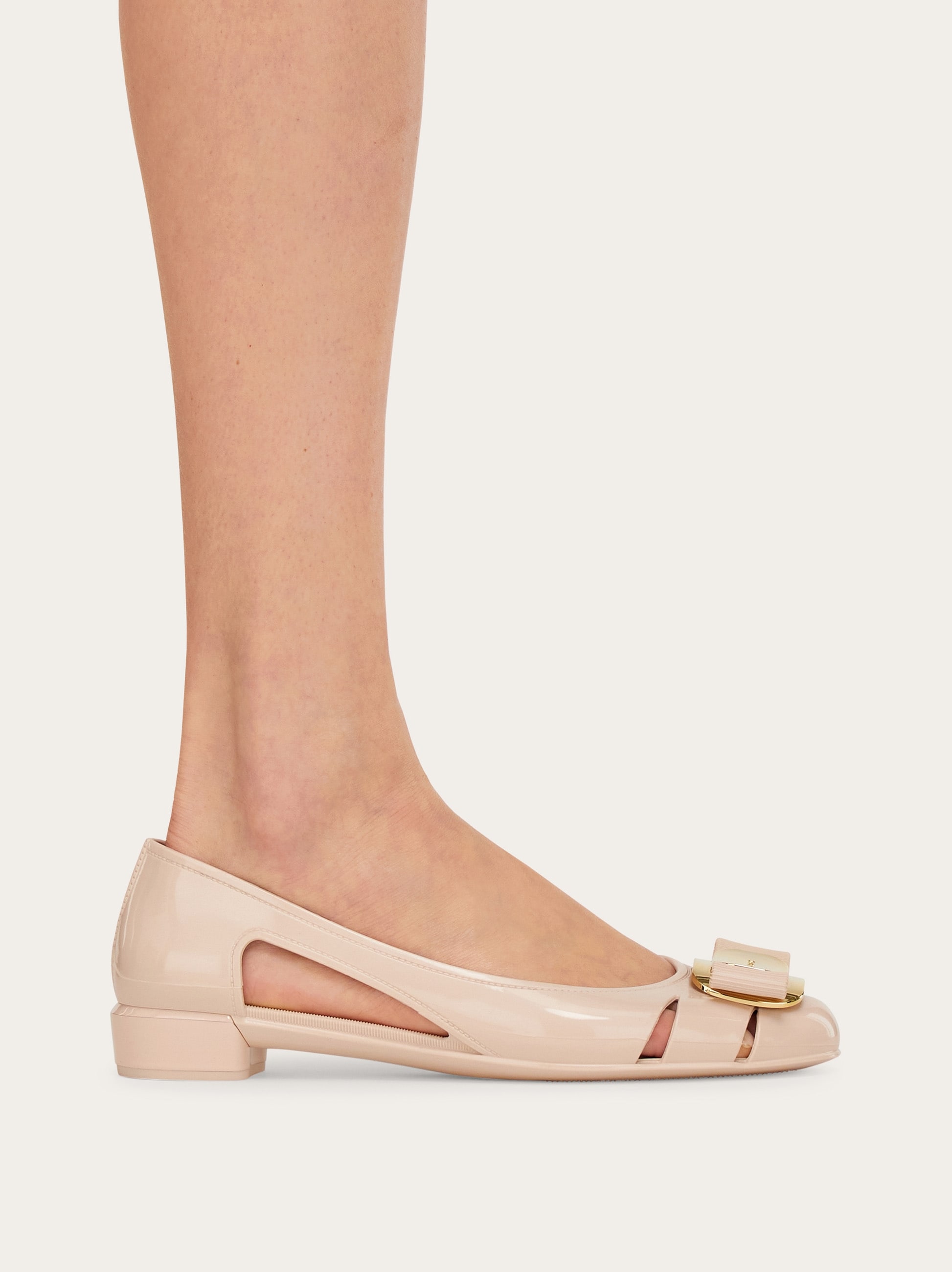 ニューヴァラプレート ジェリー - ウィメンズ | Ferragamo