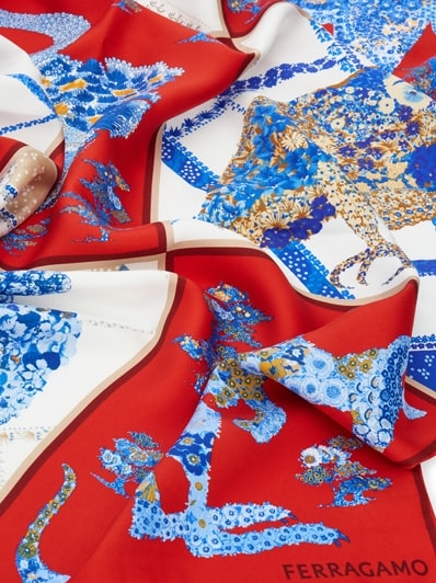 【関税&送料込】Ferragamo Scarfs MultiColour Salvatore Ferragamo Silk Scarf