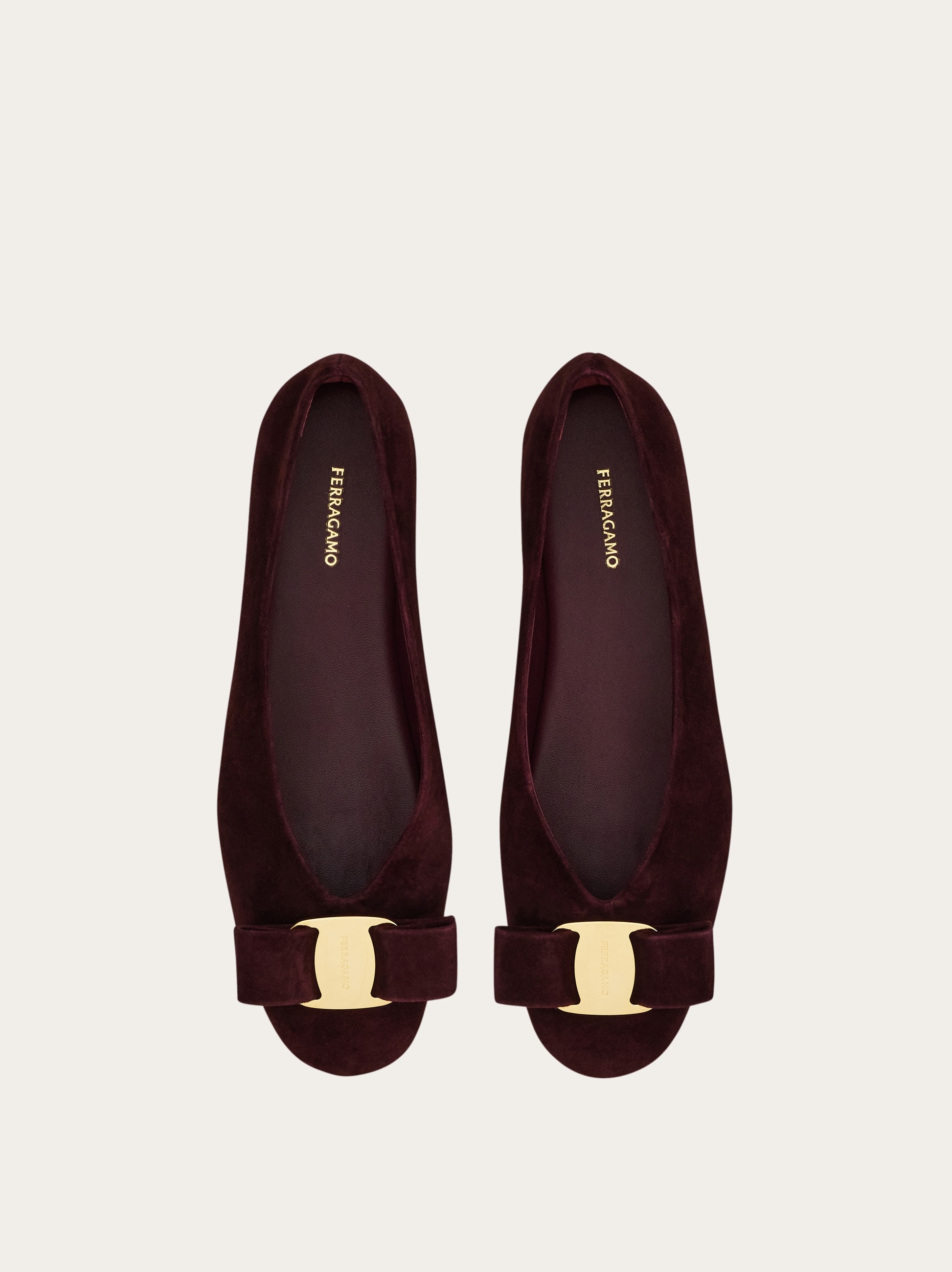 【SALVATORE FERRAGAMO】VARA BALLET FLAT Vara bow ballet flat - Women | Ferragamo