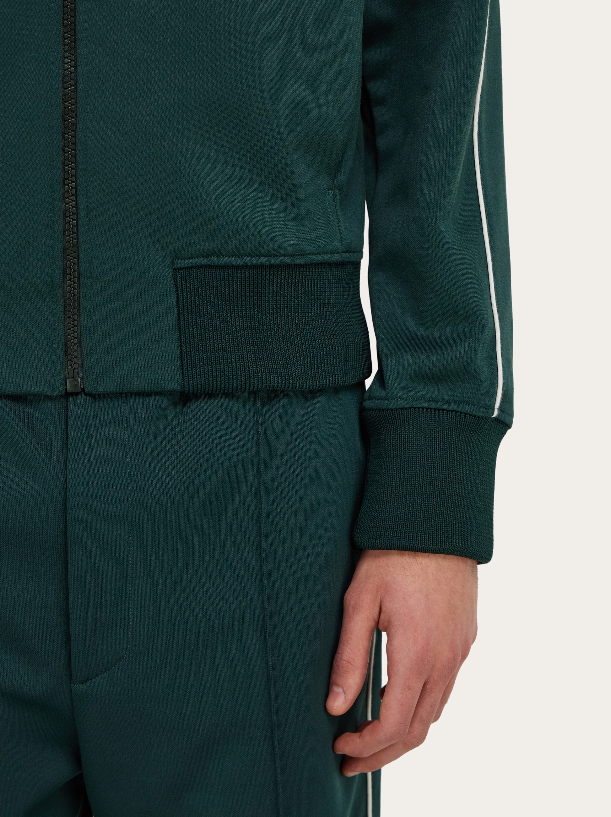 【国内即発】Ferragamo メンズパーカー 12-1351 0754333 GBLUE Tracksuit top - Men | Ferragamo