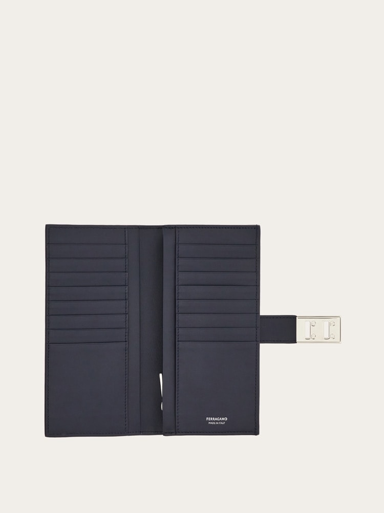 Hug Continental Wallet Gallery image 4