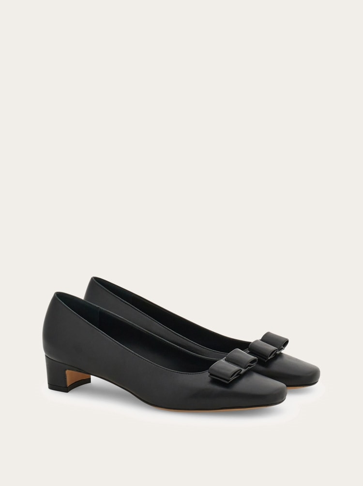 Pumps mit ikonischer-Schleife Gallery image 2