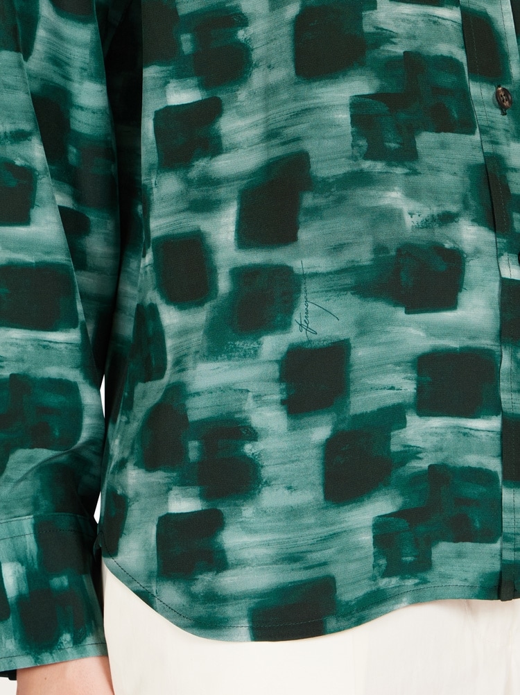 Graphic print shirt Gallery image 4