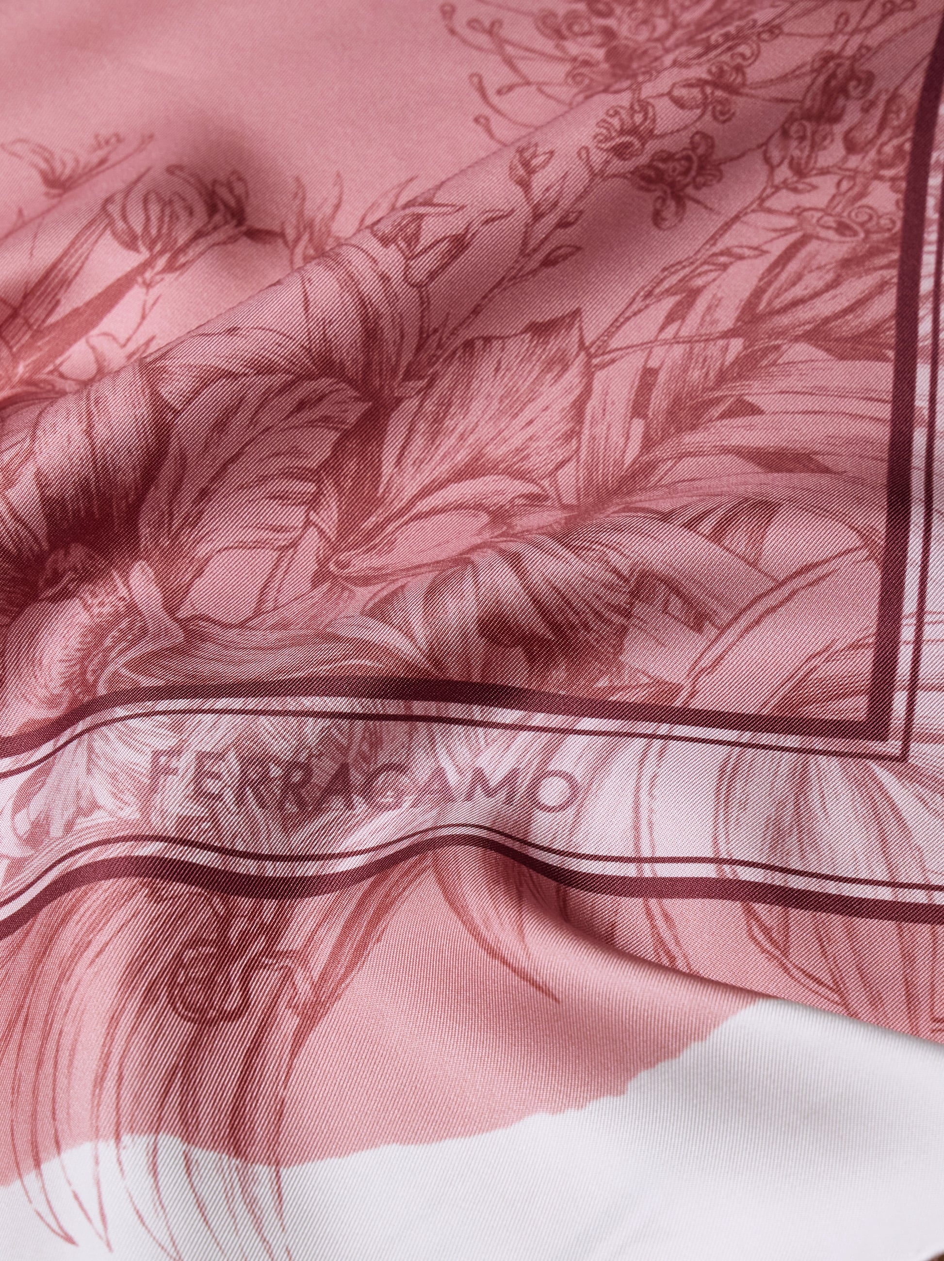 Gravure print silk scarf - Women | Ferragamo