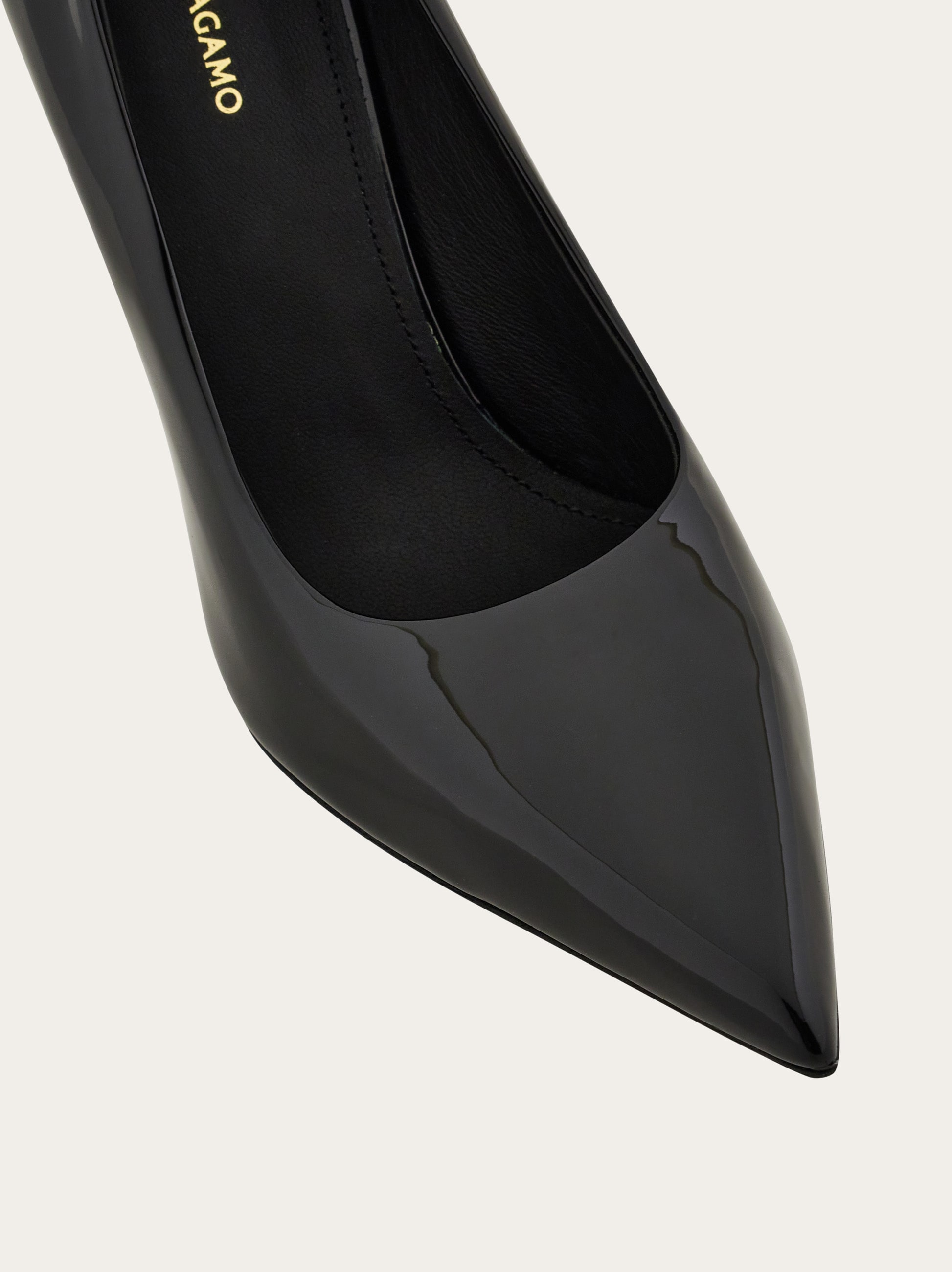 Pump shoe - Women | Ferragamo