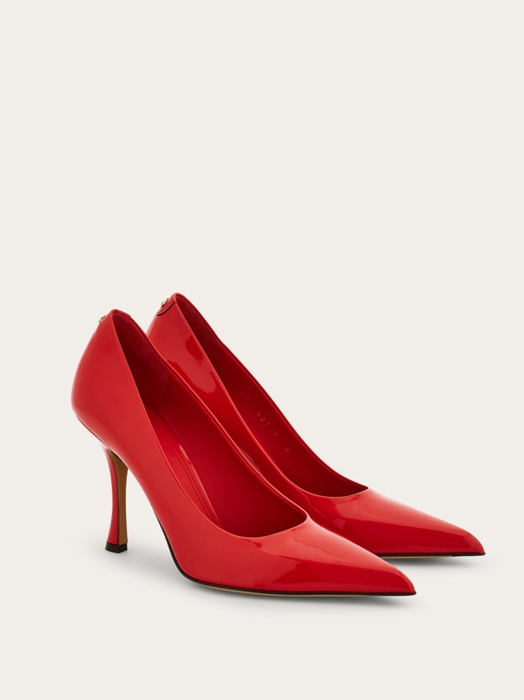 Pump shoe Gallery image 2