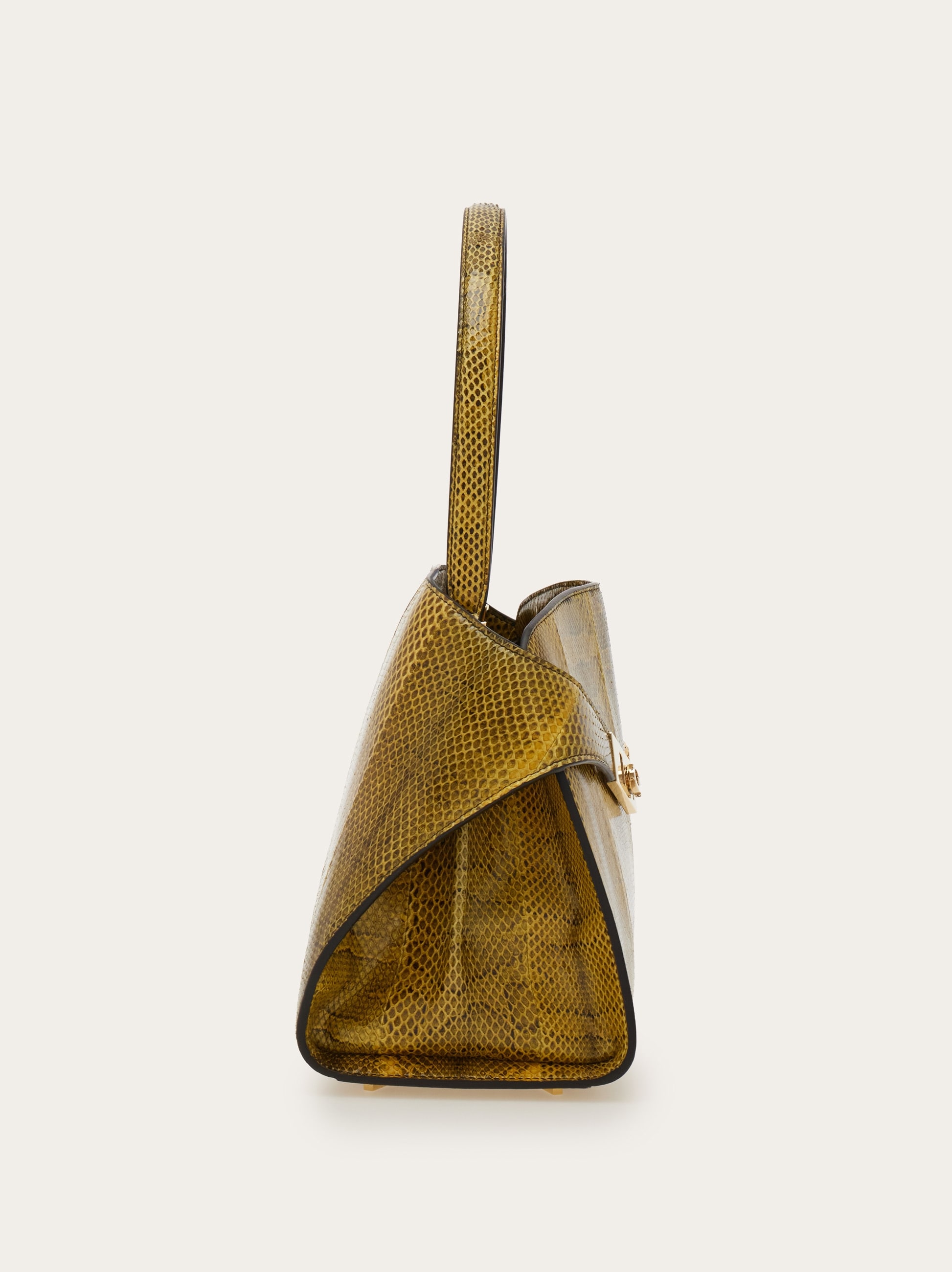Hug soft bicolor shoulder bag (M) - Women | Ferragamo