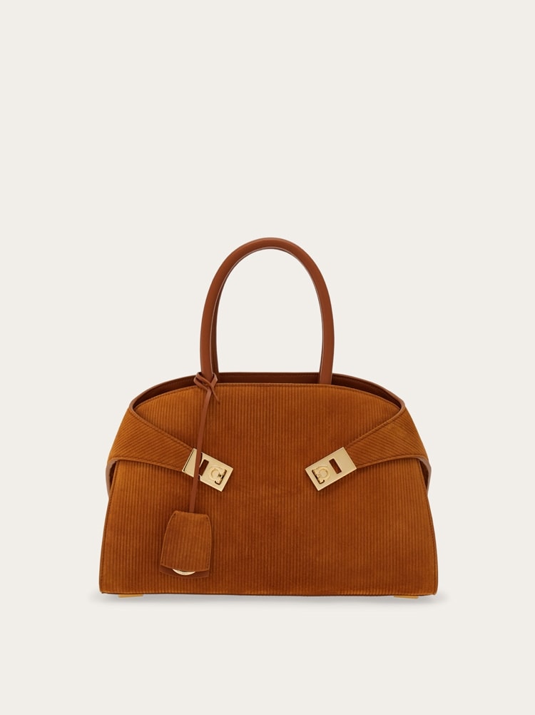 Hug handbag (M) Gallery image 1