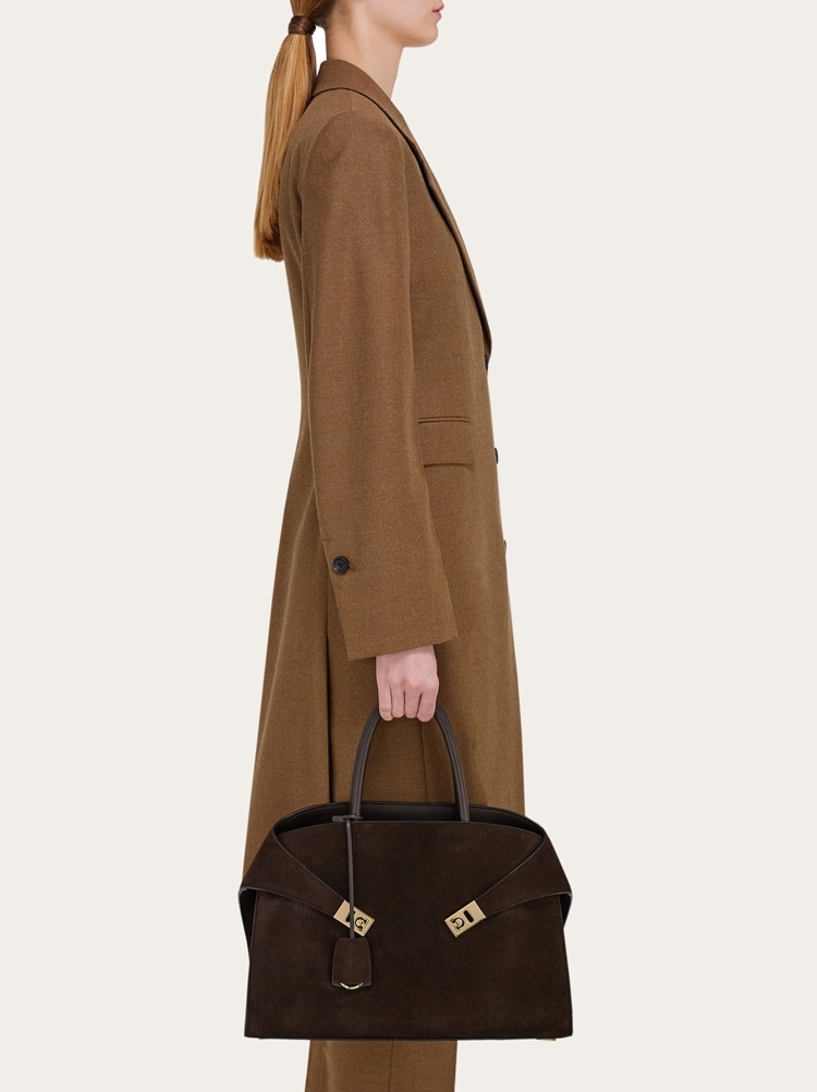 Hug Handtasche (L) Gallery image 2
