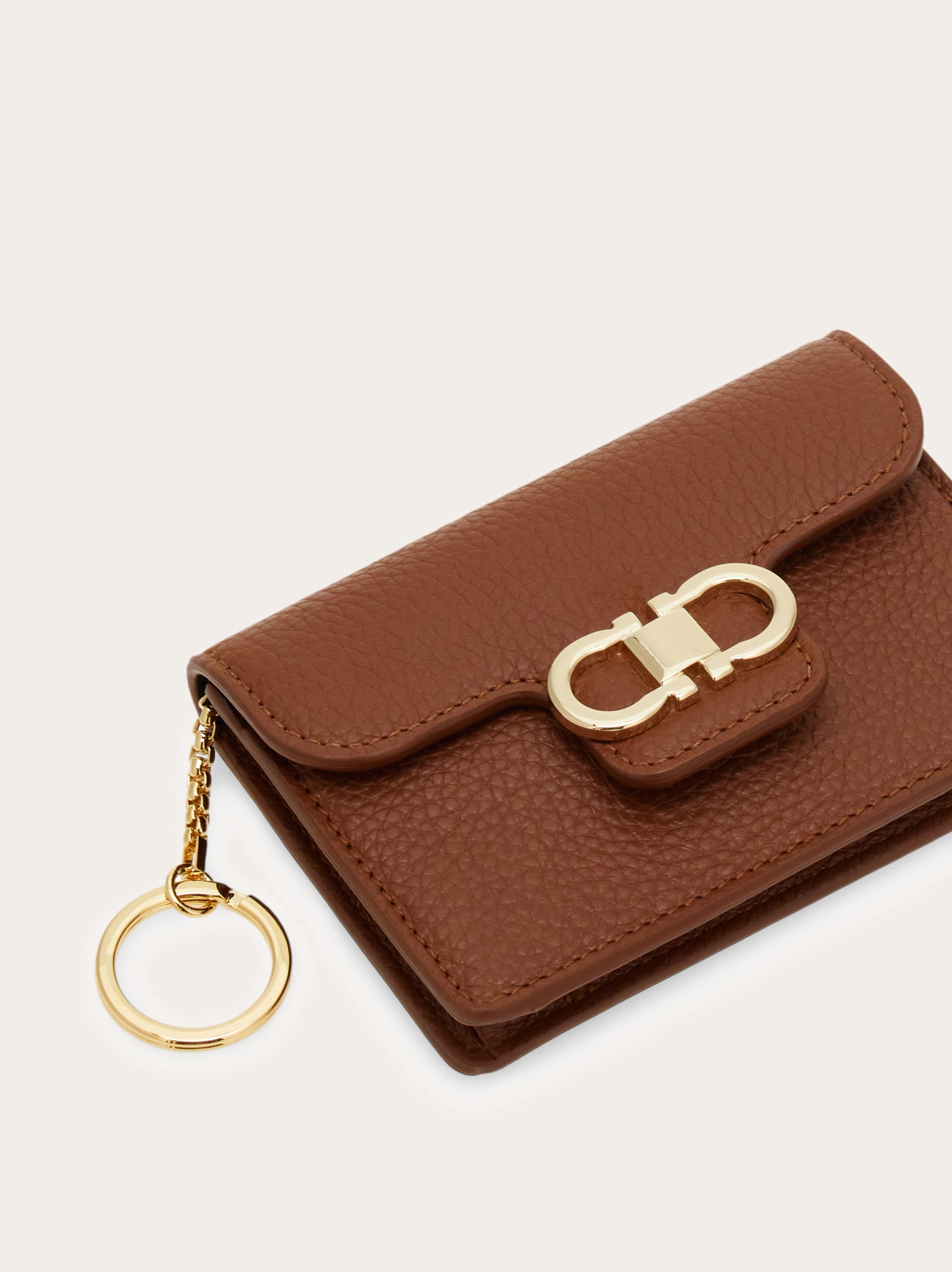 Ferragamo★ガンチーニ キーリング付き コイン・カードケース 楽天市場】FERRAGAMO フェラガモ 名刺入れ 22 D198 レディース