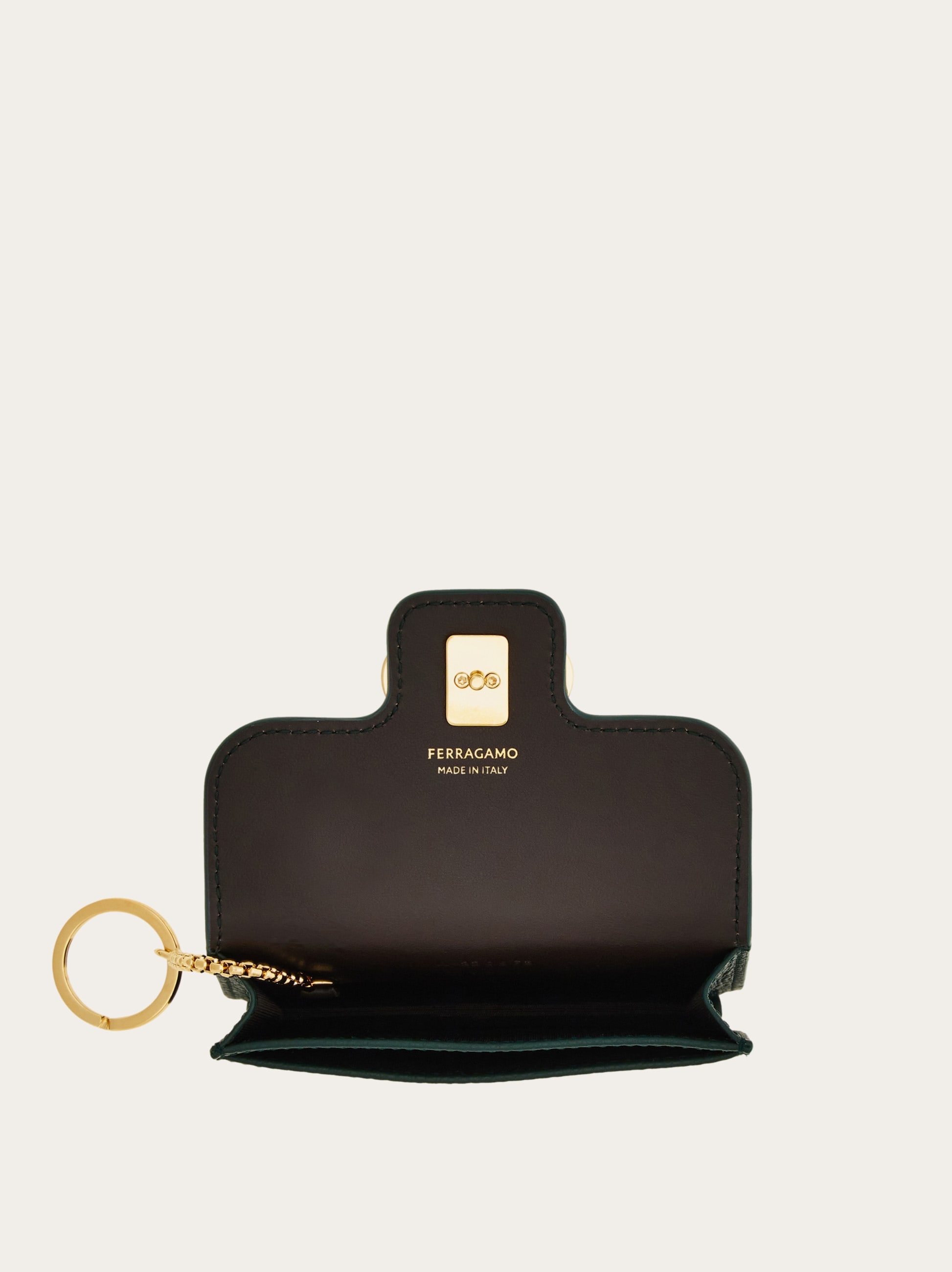 ★Ferragamo★\tレディース キーリング付 カードケース♪ maido-selection_230-024