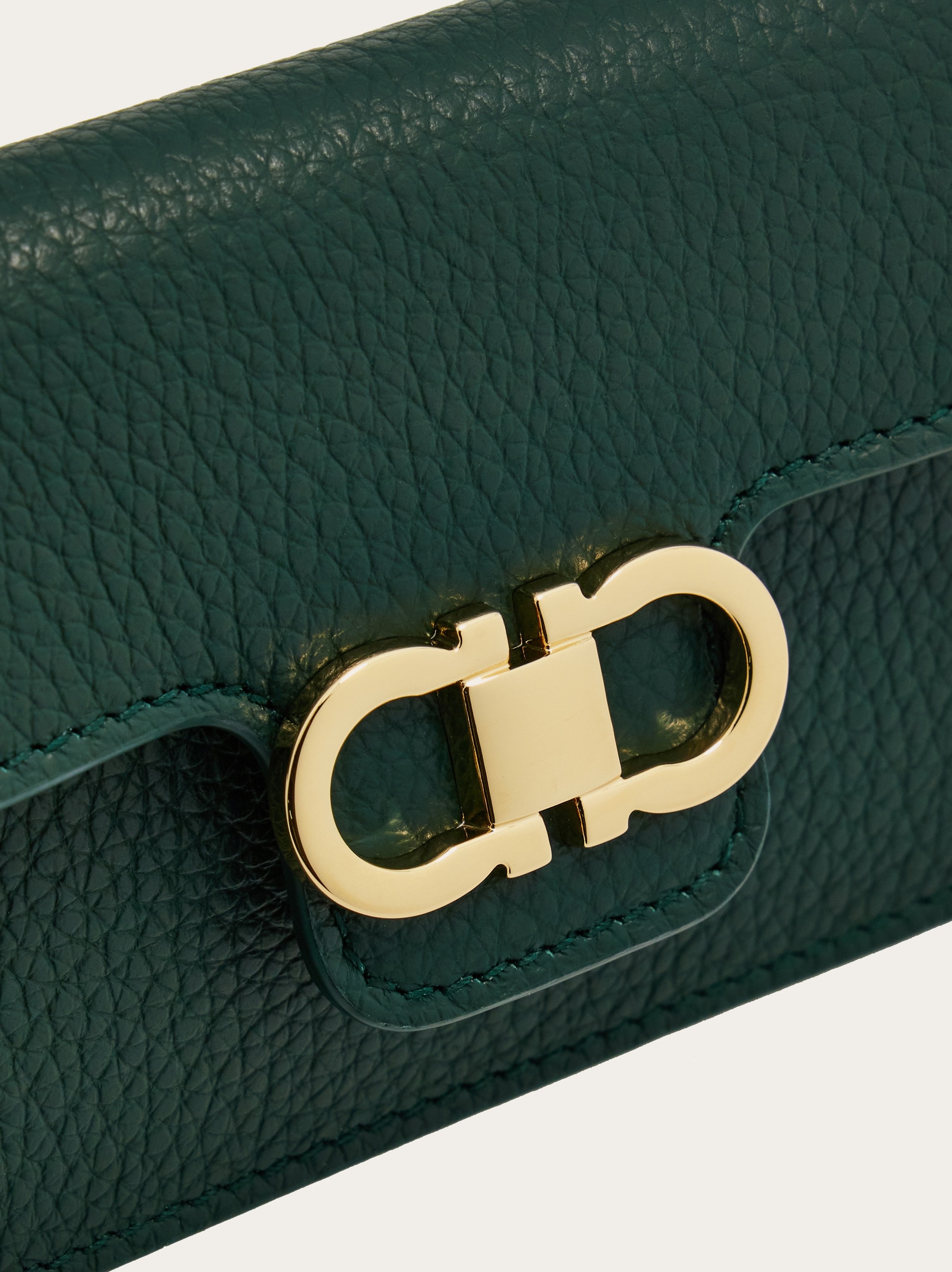★Ferragamo★\tレディース キーリング付 カードケース♪ キーリング付きカードケース - ウィメンズ | Ferragamo