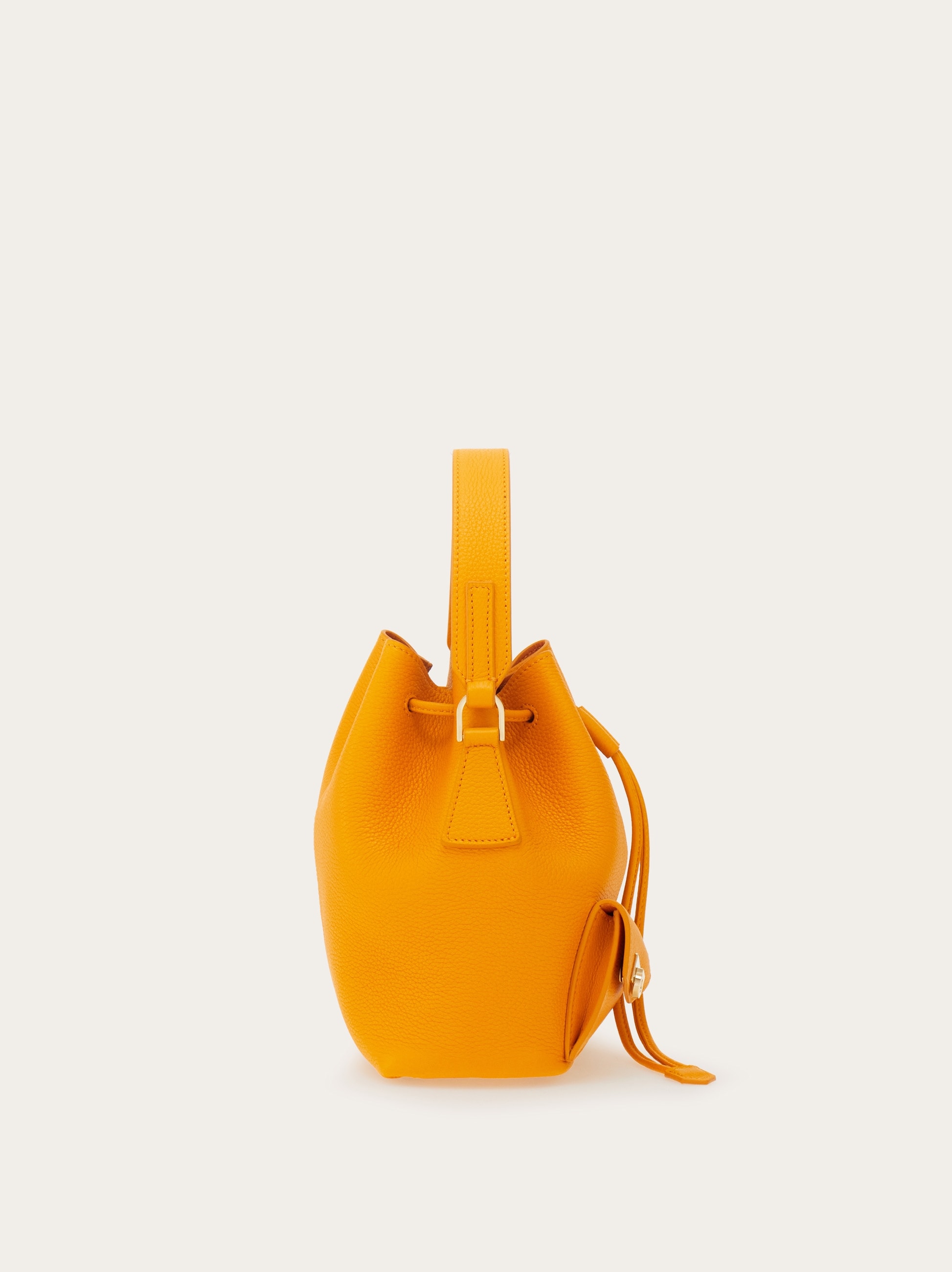 Multipocket bucket bag - Women | Ferragamo